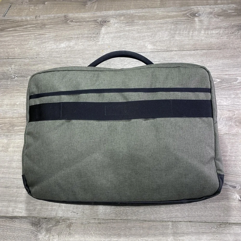Timbuk2 Laptop Bag 20 Inch Green Soft Case Mens Briefcase‎ Padded Compartment